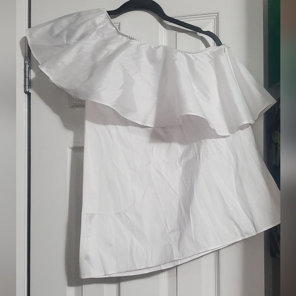 Off shoulder blouse